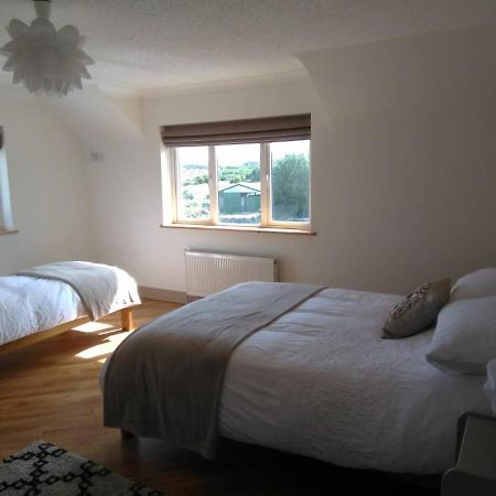Burren Rock Farmhouse B&B Turlough  Luaran gambar